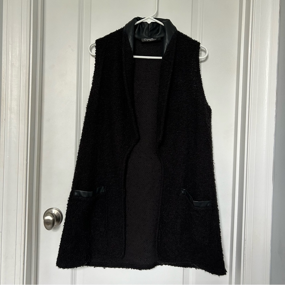 Sympli | women’s size large open front vest with pockets faux leather trim
